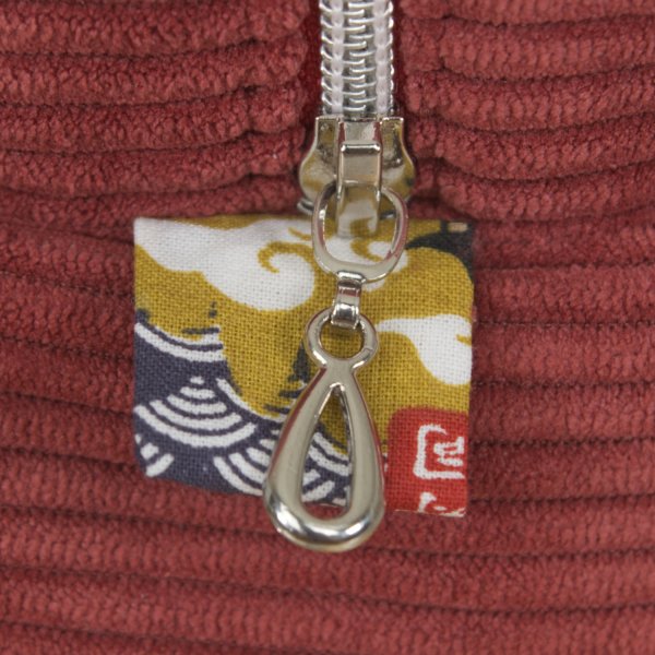 Trousse en velours cotelé bordeaux intérieur Manga C de B Les cousettes de Bobinette