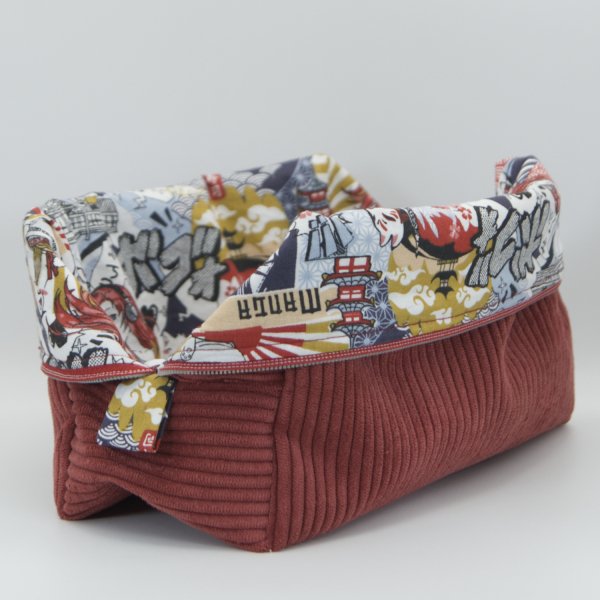 Trousse en velours cotelé bordeaux intérieur Manga C de B Les cousettes de Bobinette