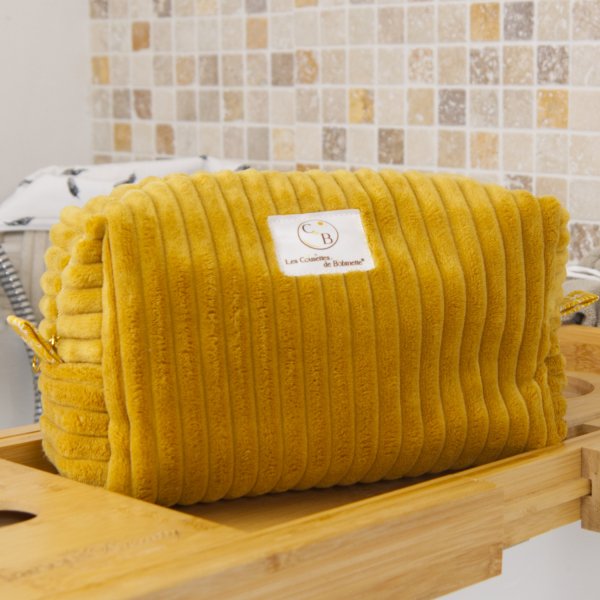Trousse en velours cotelé Ocre intérieur Riad C de B Les cousettes de Bobinette