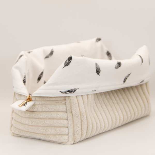 Trousse en velours cotelé Écru intérieur Plumes C de B Les cousettes de Bobinette