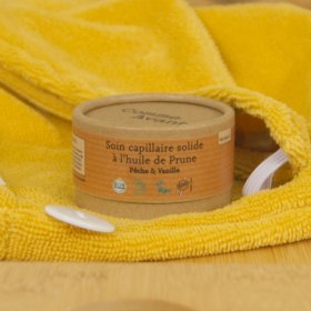 Soin capillaire solide à l'huile de Prune Comme Avant chez Les cousettes de Bobinette