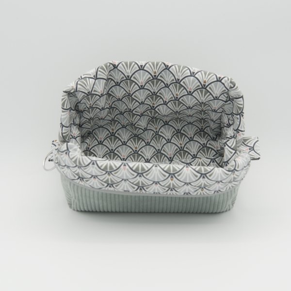 Grande trousse rectangulaire en velours côtelé céladon cousue main – Motif éventails | Les Cousettes de Bobinette