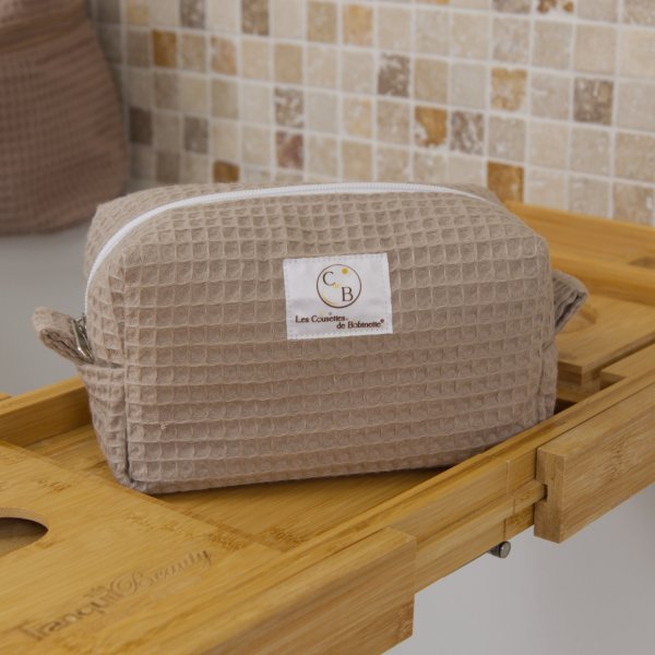 Trousse de toilette imperméable Cappuccino – Nid d’abeille – Format 20x10x10 cm – Femme & Homme – Fait main France