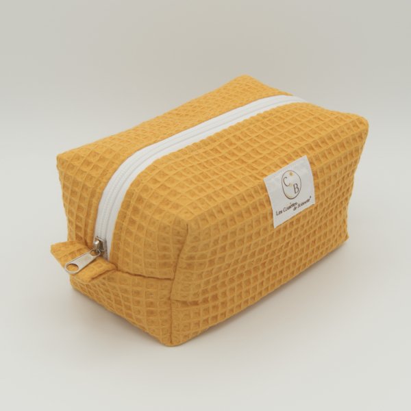 Trousse de toilette imperméable Jaune Curcuma – Nid d’abeille – Format 20x10x10 cm – Femme & Homme – Fait main France