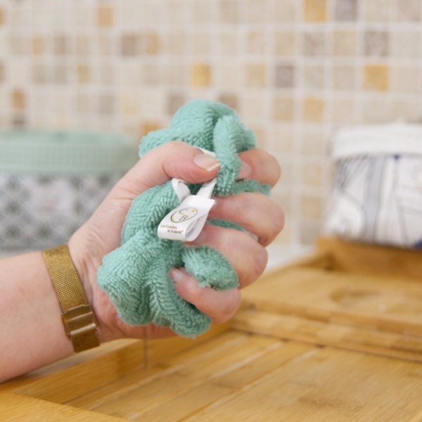 Fleurs de douche lavables en micro éponge bambou Blanc Vert menthe