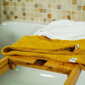 Lot de 2 serviettes visage en micro éponge bambou certifiée OEKO-TEX. Blanc Jaune Curcuma