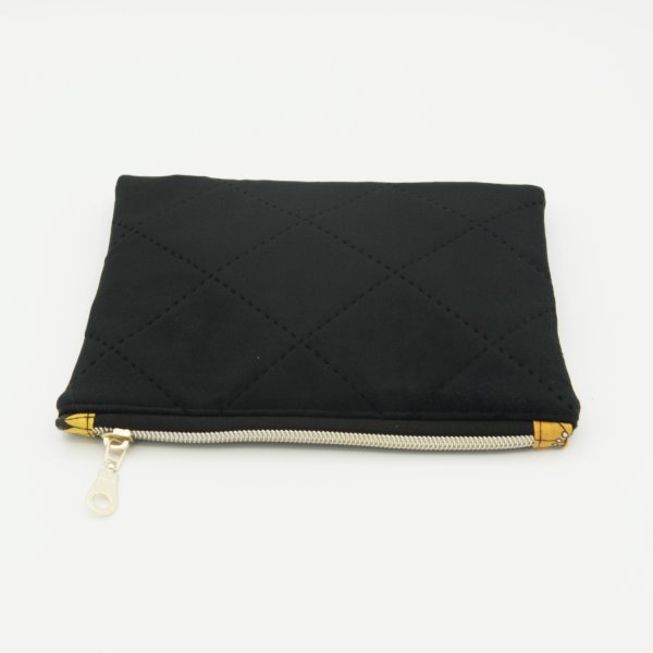 Pochette plate velours noir bi-matière – coton Oeko-Tex motif fleurs jaunes