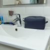 Trousse de toilette homme en simili cuir bleu marine – Série limitée – 20 x 10 x 10 cm