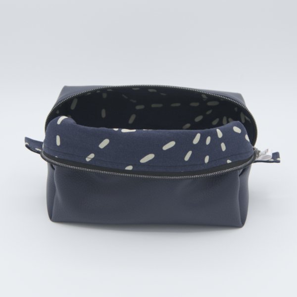 Trousse de toilette homme en simili cuir bleu marine – Série limitée – 20 x 10 x 10 cm
