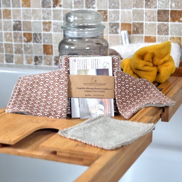 Lingettes démaquillantes lavables Cappuccino Saijo en coton et micro-éponge bambou OEKO-TEX. 10cm de côté