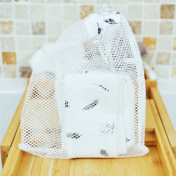 Ensemble de 7 lingettes démaquillantes, bandeau make-up et filet de lavage