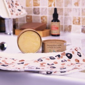 Démaquillant solide à l'huile de Jojoba Comme Avant