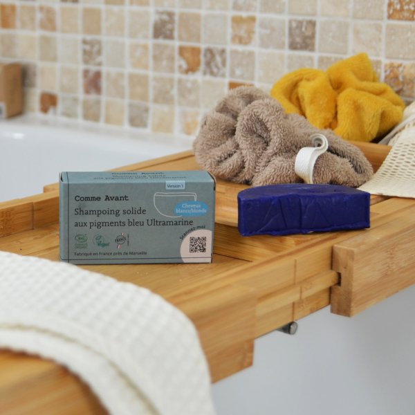 Shampoing solide bleu Ultramarine Comme Avant chez Les cousettes de Bobinette