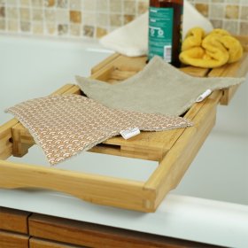 Lot de 2 serviettes visage en coton et micro-éponge bambou OEKO-TEX Cappuccino Saijo. +/- 21 cm de côté.